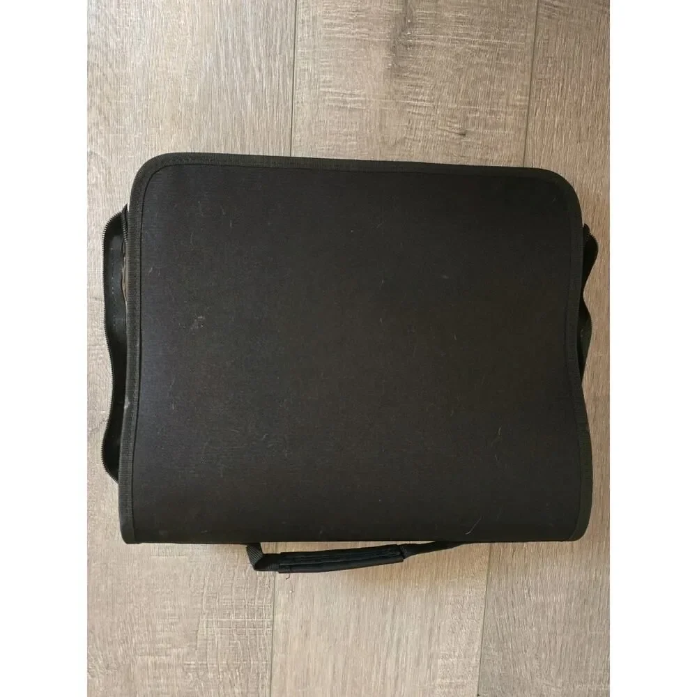 Moko Zipper Binder